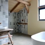 Noch ein schickes Bad.