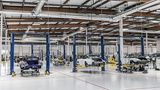 Singer Vehicle Design hat unlängst eine Manufaktur in Torrance eröffnet