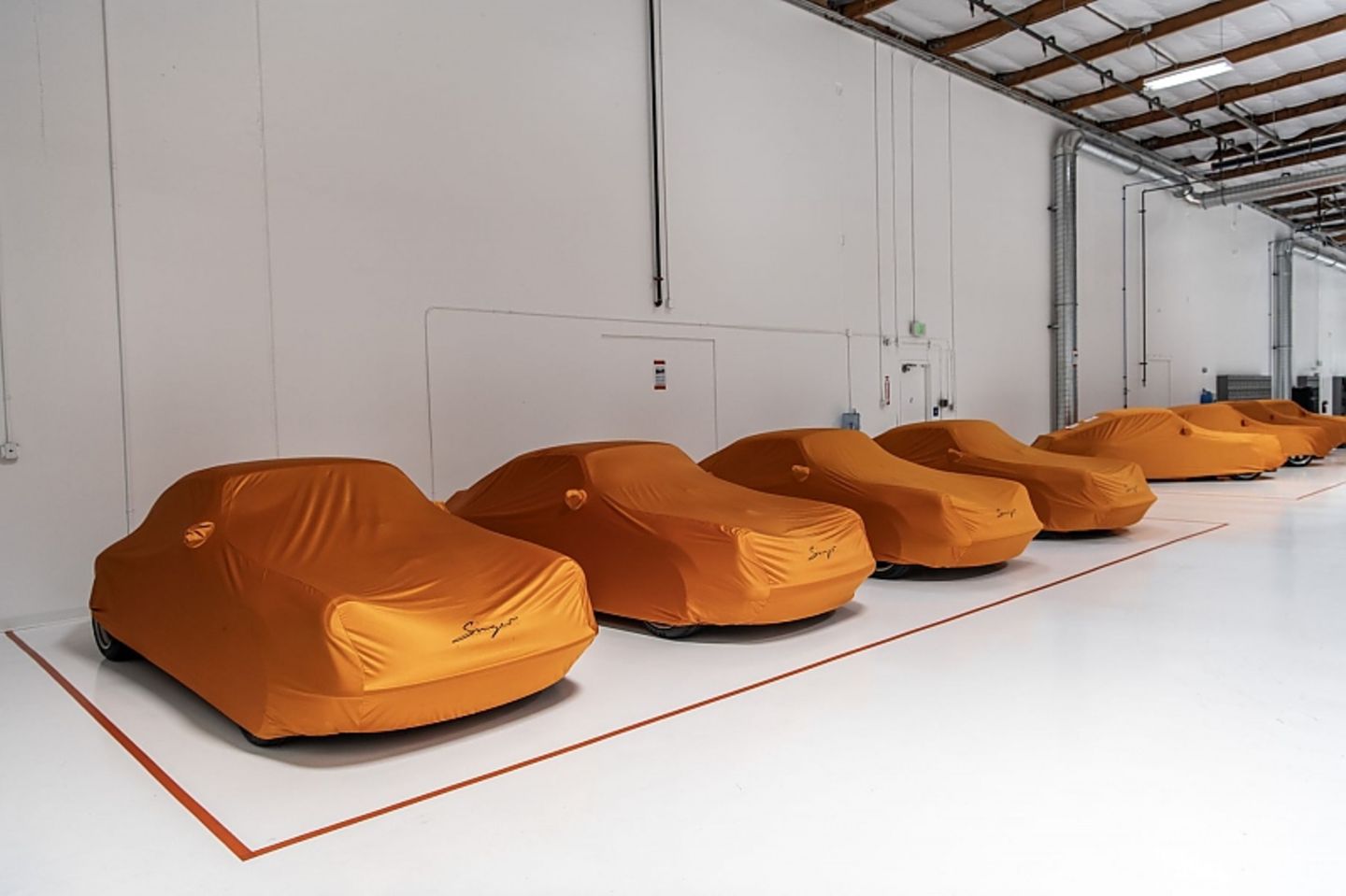 Singer Vehicle Design hat unlängst eine Manufaktur in Torrance eröffnet