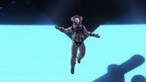 Auch Johnny Depp tauchte kurz bei den VMAs auf. Allerdings so kurz, dass nur wenige Bilder von seinem Auftritt existieren. Auf seiner Instagram-Seite gibt es allerdings ein kurzes Video. Depp trat als Maskottchen der Show auf, verkleidet als der Mondmensch, wie "Deadline" und der "Hollywood Reporter" berichten. Es war der erste Auftritt des Schauspielers seit dem Verleumdungsprozess mit seiner Ex-Frau Amber Heard. Depp tauchte digital auf und schien über der Arena des Prudential Centers zu schweben. Er sagte dabei: "Und wisst ihr was? Ich brauchte die Arbeit."