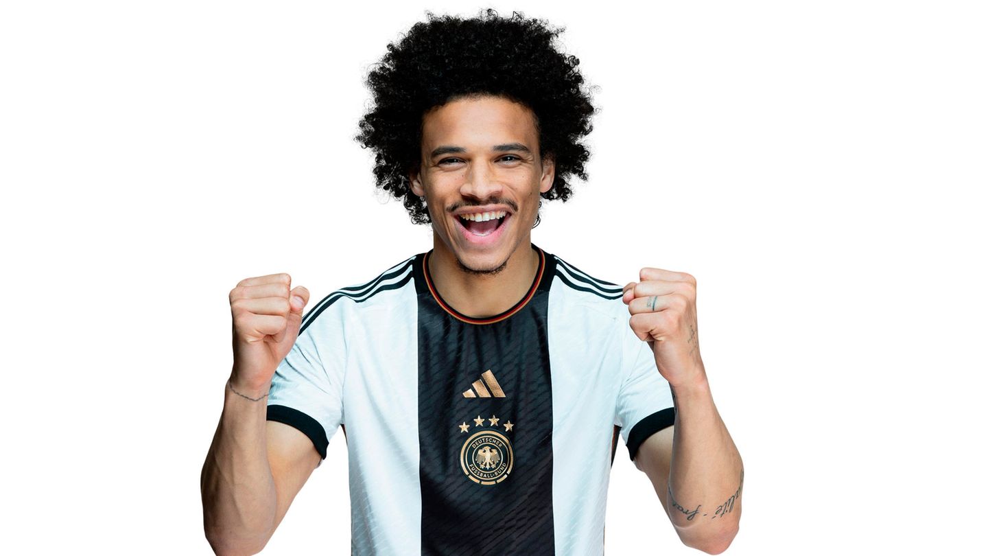 World Cup jersey for Qatar here!  Remembering the beginnings in 1908