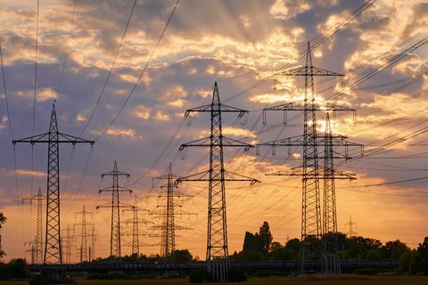 Nach dem Gas- explodiert nun auch der Strompreis