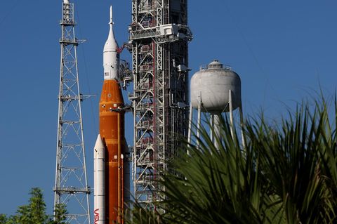Artemis - SLS-Rakete auf der Startrampe in Florida