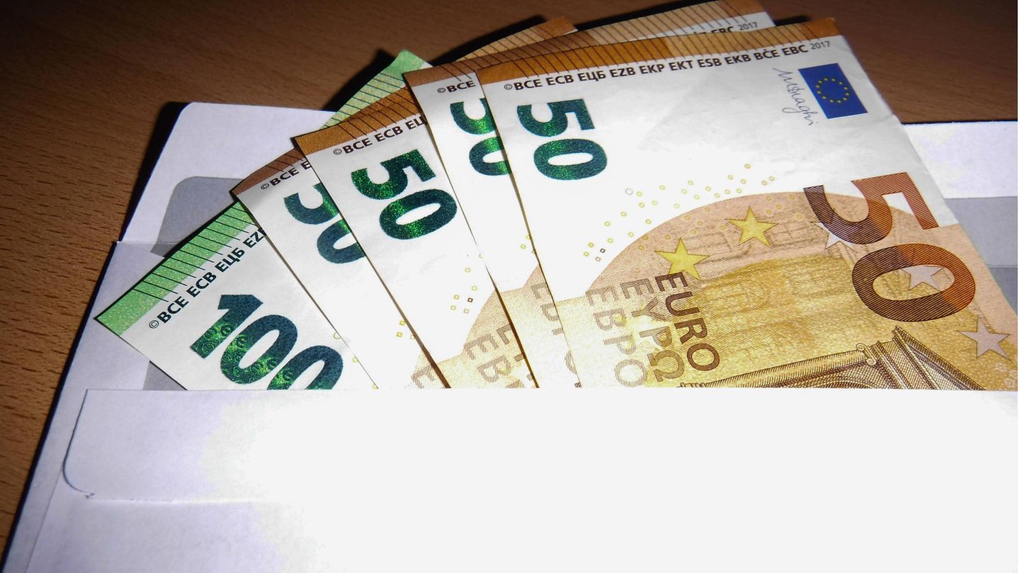 This is new for consumers in September – from energy flat rates to Corona