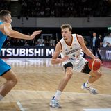 Auf dem Jungstar aus Berlin ruhen ebenfalls große Hoffnungen. Der 21-Jährige hat bei den Orlando Magic, wo er gemeinsam mit seinem Bruder Moritz spielt, eine beeindruckende Rockie-Saison gezeigt. Während Moritz Wagner wegen einer Verletzung nicht bei der EM dabei ist, soll Flügelspieler Franz vor allem die Offensive der Deutschen in Schwung bringen.  Sogar Dirk Nowitzki, jahrelang Leistungsträger und Superstar des Nationalteams, ist von Wagner begeistert. "Ich war positiv überrascht, wie abgezockt er ist, wie athletisch er mithalten kann, wie talentiert er ist, schwärmte der 44-jährige NBA-Champion von 2011. "Er kann so ein bisschen alles mit dem Ball. Es ist kein Loch in seinem Spiel."