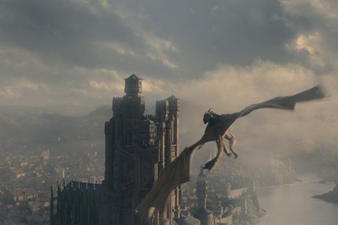 In der ersten Folge beließ "House of the Dragon" das Intro noch kurz - und überließ den Drachen die Show