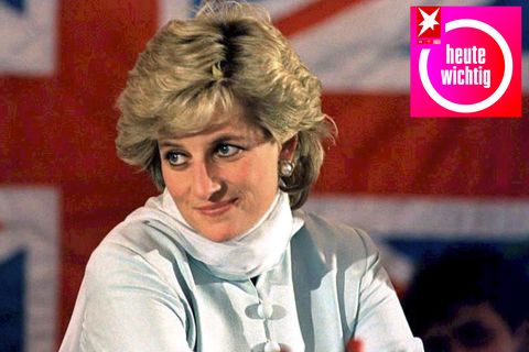Prinzessin Diana vor der britischen Fahne