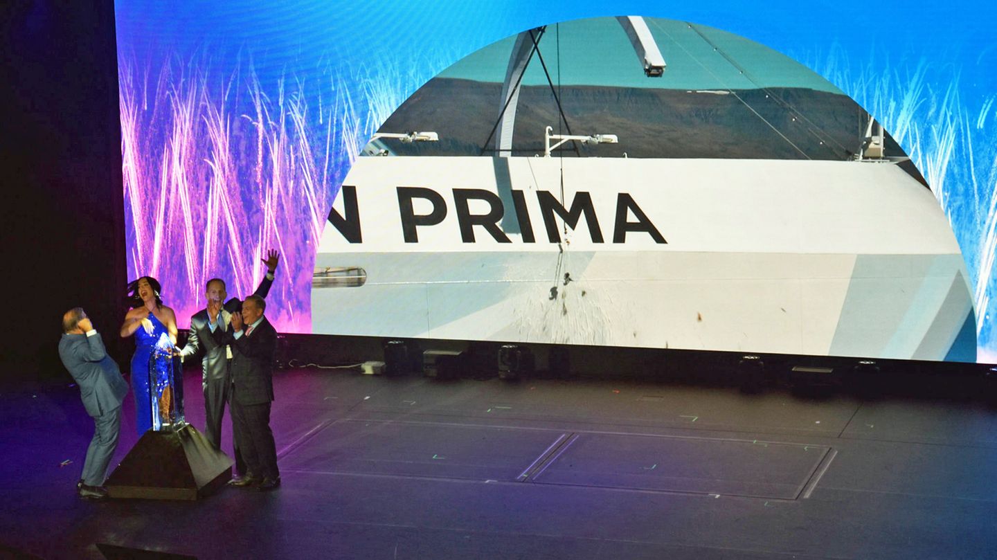 Taufe Norwegian Prima