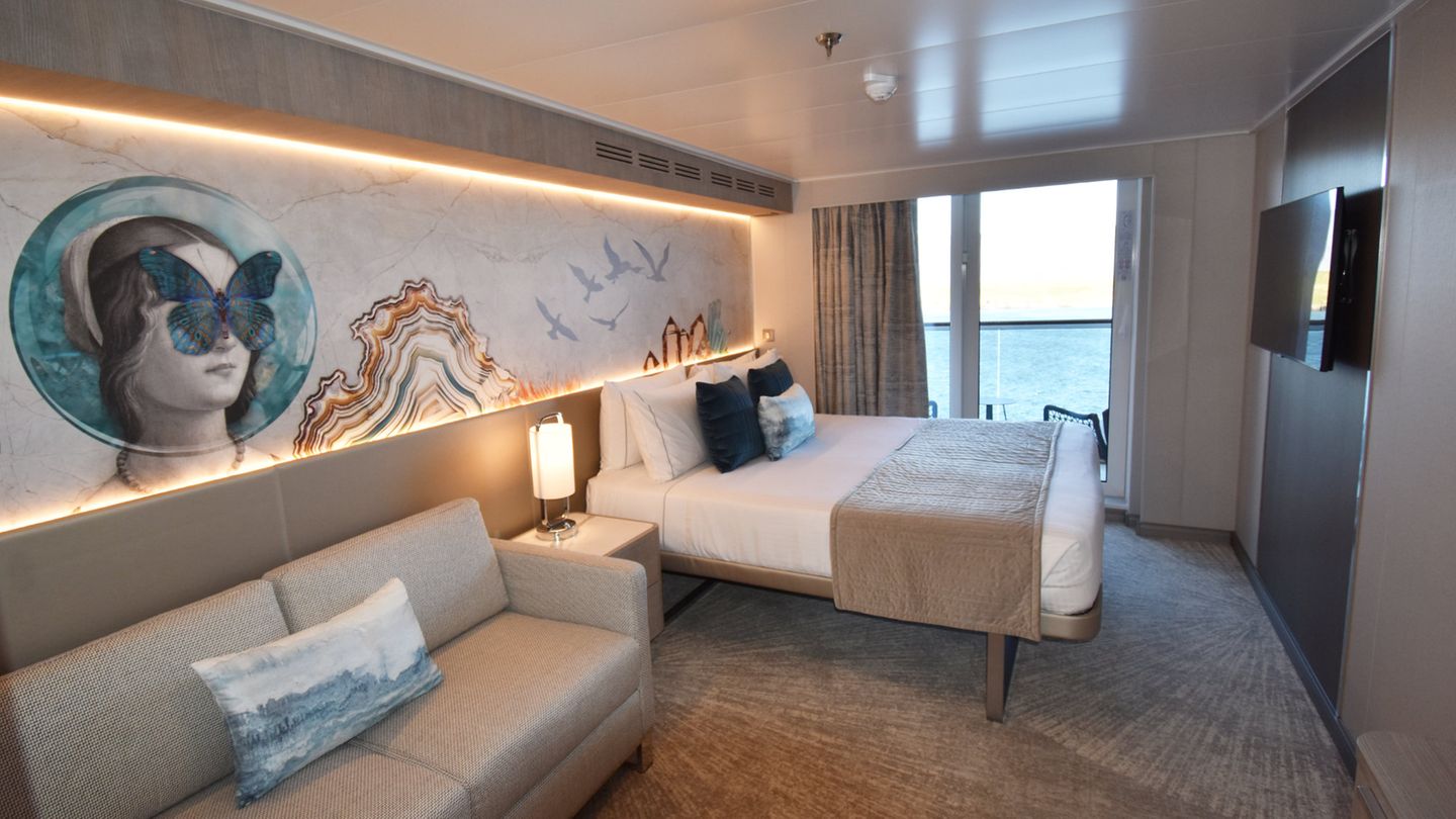 Norwegian Prima Stateroom