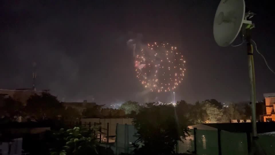 Video: Afghanistan: Feuerwerk zum Jahrestag