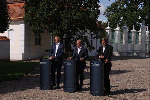 PK Scholz, Habeck, Lindner Meseberg