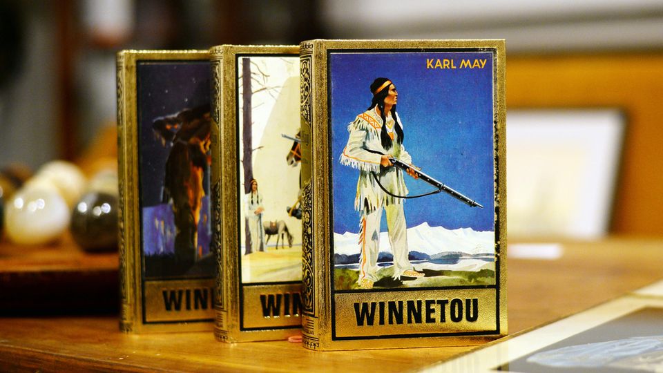 Winnetou books from the personal estate of Winnetou actor Pierre Brice