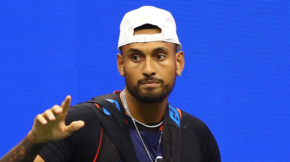 Der australische Tennisprofi Nick Kyrgios haderte mit den Umständen im Louis-Armstrong-Stadion