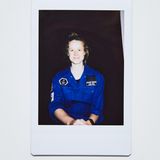 Im Mai dieses Jahres reiste ich auf den Mond. Ich wurde Medical und Media Officer der Alpha XR Crew. Zwei Wochen verbrachte ich auf engstem Raum ohne Privatsphäre, ohne Kontakt zur Außenwelt und ohne Tageslicht mit vier mir zunächst fremden Personen. Alles zum Zwecke der Forschung