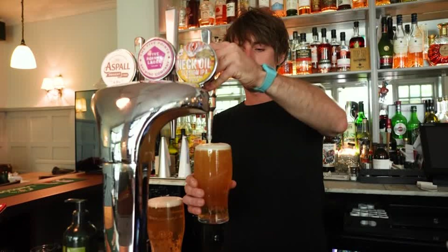 London: High energy costs – pub owners face bankruptcy (video)
