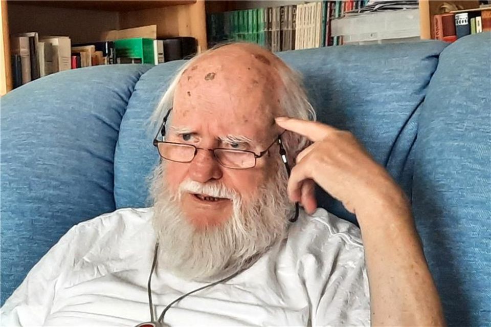 Der Germanist und Pädagoge Dr. Gerd Simon, 85 Der Germanist und Pädagoge Dr. Gerd Simon, 85