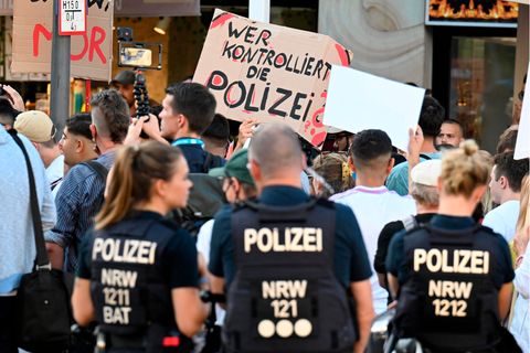 Demo gegen die Polizei in Dortmund