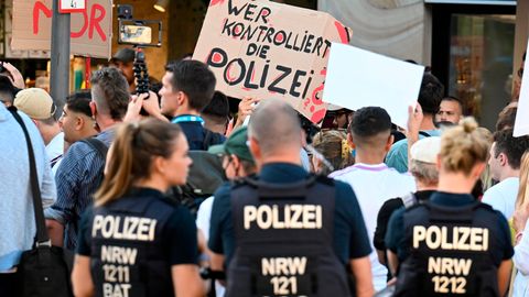 Demo gegen die Polizei in Dortmund