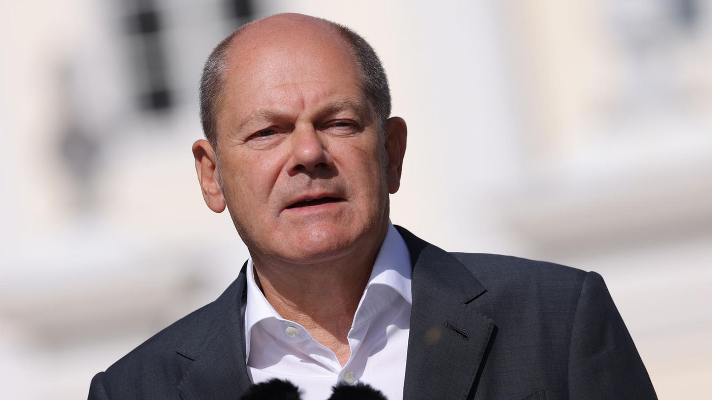 Bundeskanzler Olaf Scholz bei einer Pressekonferenz