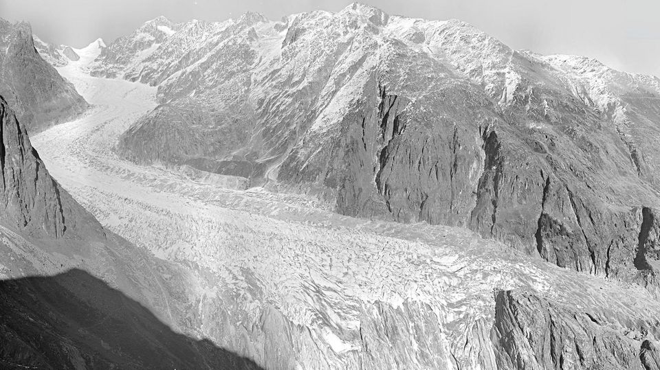 Gletscher Schmelze Glaziologe Der Fieschergletscher vor rund 100 Jahren, als hier noch viel Eis war