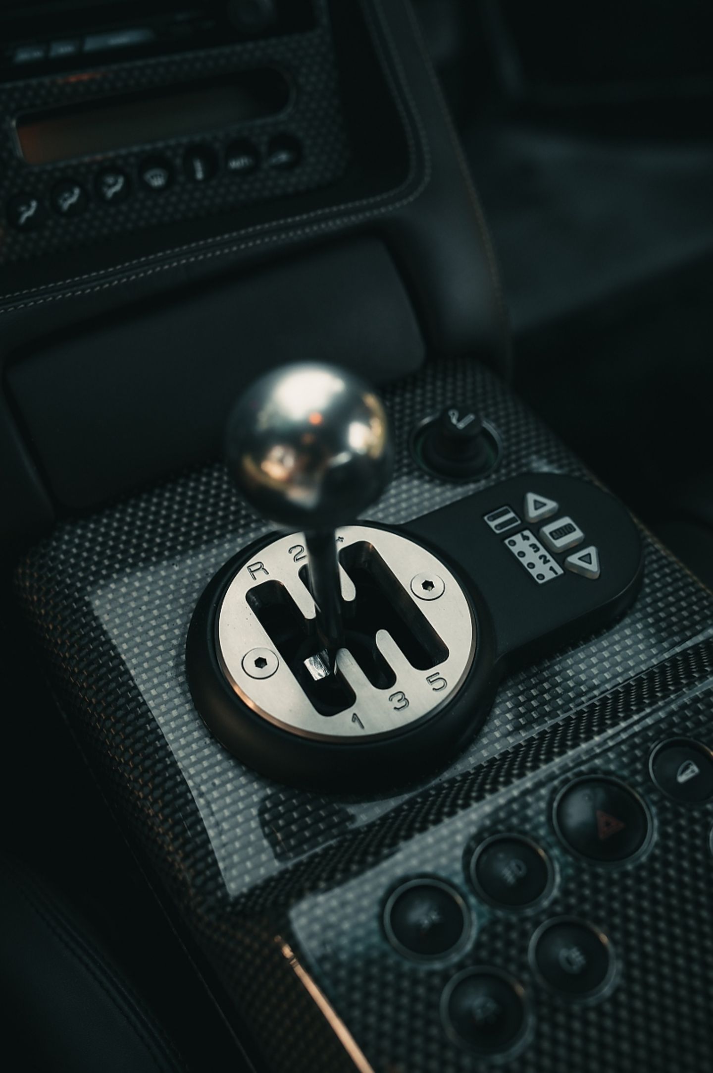 Lamborghini V12