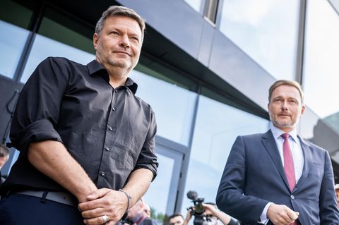 Bundeswirtschaftsminister Robert Habeck (Bündnis 90/Die Grünen) und Bundesfinanzminister Christian Lindner (FDP)