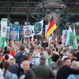 Rechte kritisieren Bundesregierung