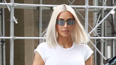 Kim Kardashian als Blondine unterwegs