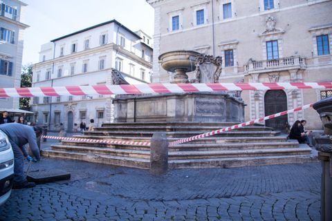 Ein Brunnen in Rom