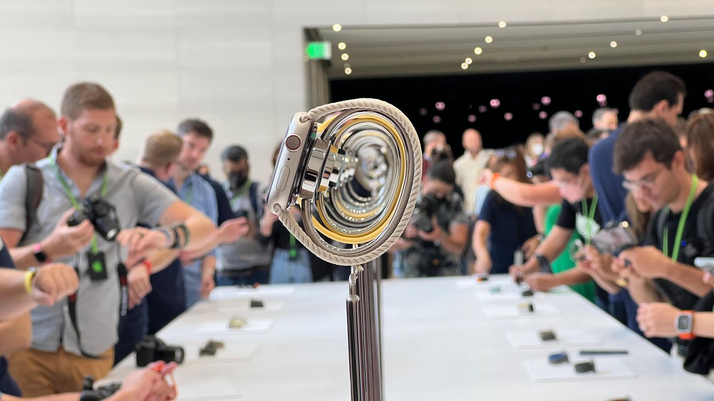Apple Watch Series 8