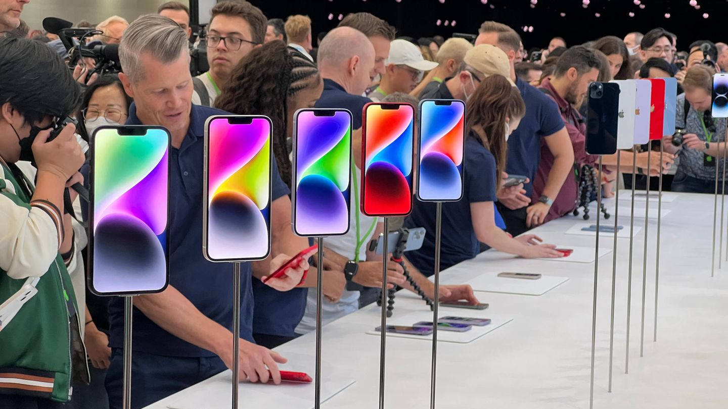 Apple iPhone 14