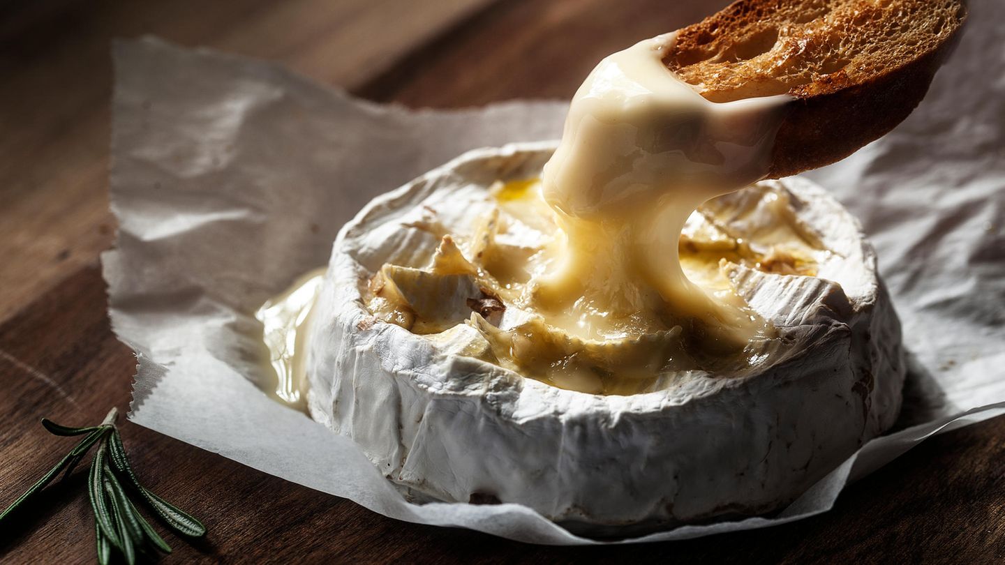 How Brits in their prime are reinventing the drug party with “tuned” cheese