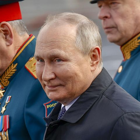In der Regionalduma von Sankt Petersburg formiert sich Widerstand gegen Wladimir Putin 