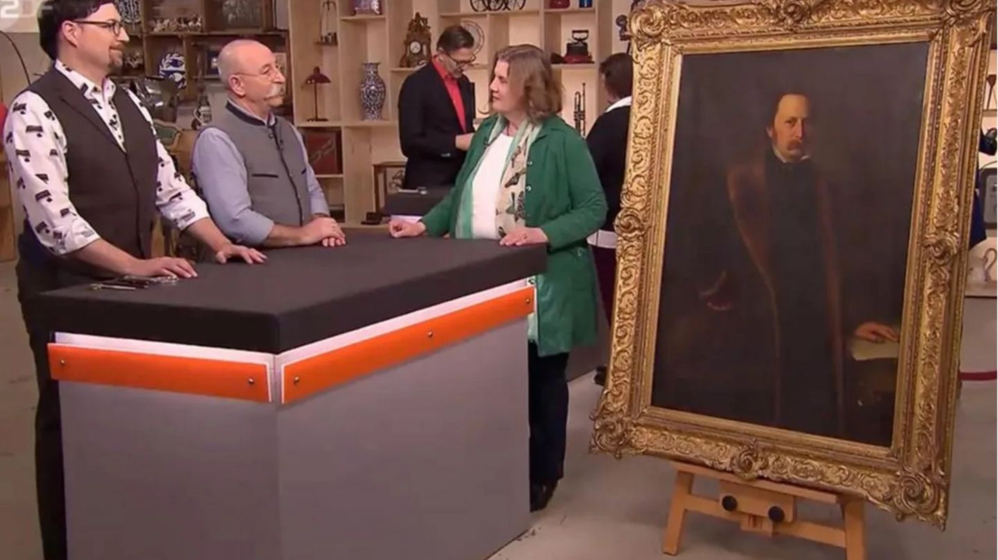 The painting in its original condition in the shipment. "art expert" Susanne Steiger had it embellished after the show.