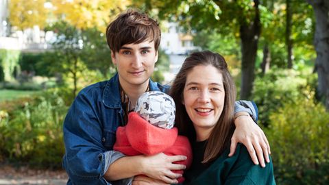 Catherine und Cristin empfinden den Weg zur Adoption ihrer Tochter als diskriminierend
