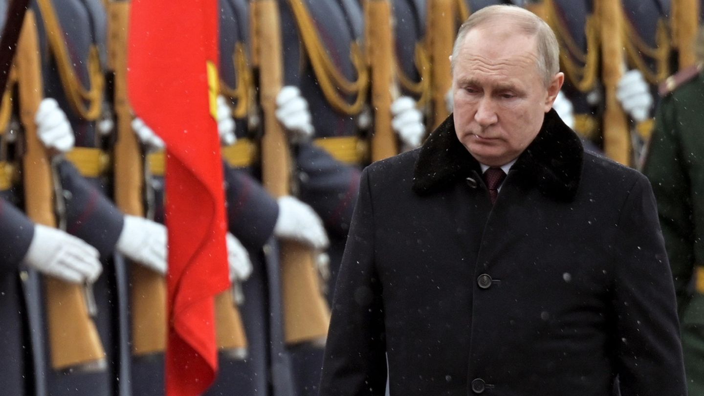 In der Theorie wäre die Staatsduma befugt, Wladimir Putin wegen Hochverrats anzuklagen – und ihn des Amts zu entheben 