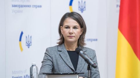 Bundesaußenministerin Annalena Baerbock auf der Pressekonferenz in Kiew