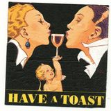 Was genau hinter dem zwei Personen zuprostenden Engel steckt, erschließt sich und leider nicht. Das gleichnamige Toast-Brot schließen wir zumindest aus.