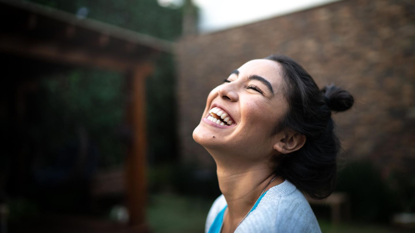 Welttag des herzhaften Lachens: Lach doch mal: 10 Gründe, warum wir alle es öfter tun sollten