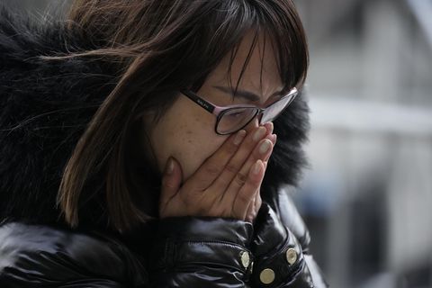 Queen Abschied - Weinende Frau