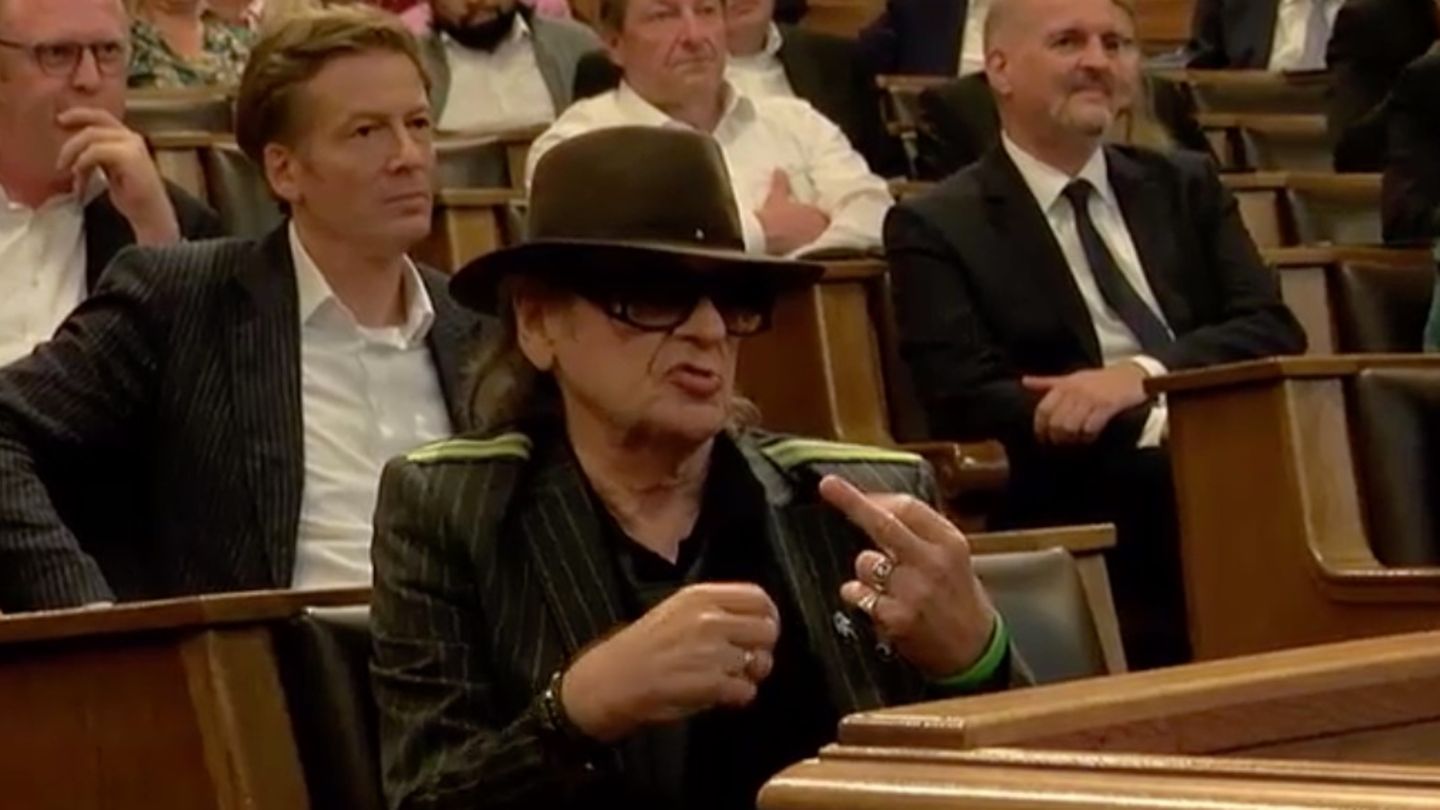 Udo Lindenberg zeigt AfD-Politiker den Mittelfinger