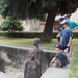 Neben Badeaction kommen in Tansania auch neue Erfahrungen in den Bereichen Kultur, Bildung, Geschichte und Kunst nicht zu kurz.