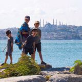 Voller Aufregung und mit großem Staunen ging es auch – im Hintergrund unschwer zu erkennen – nach Istanbul