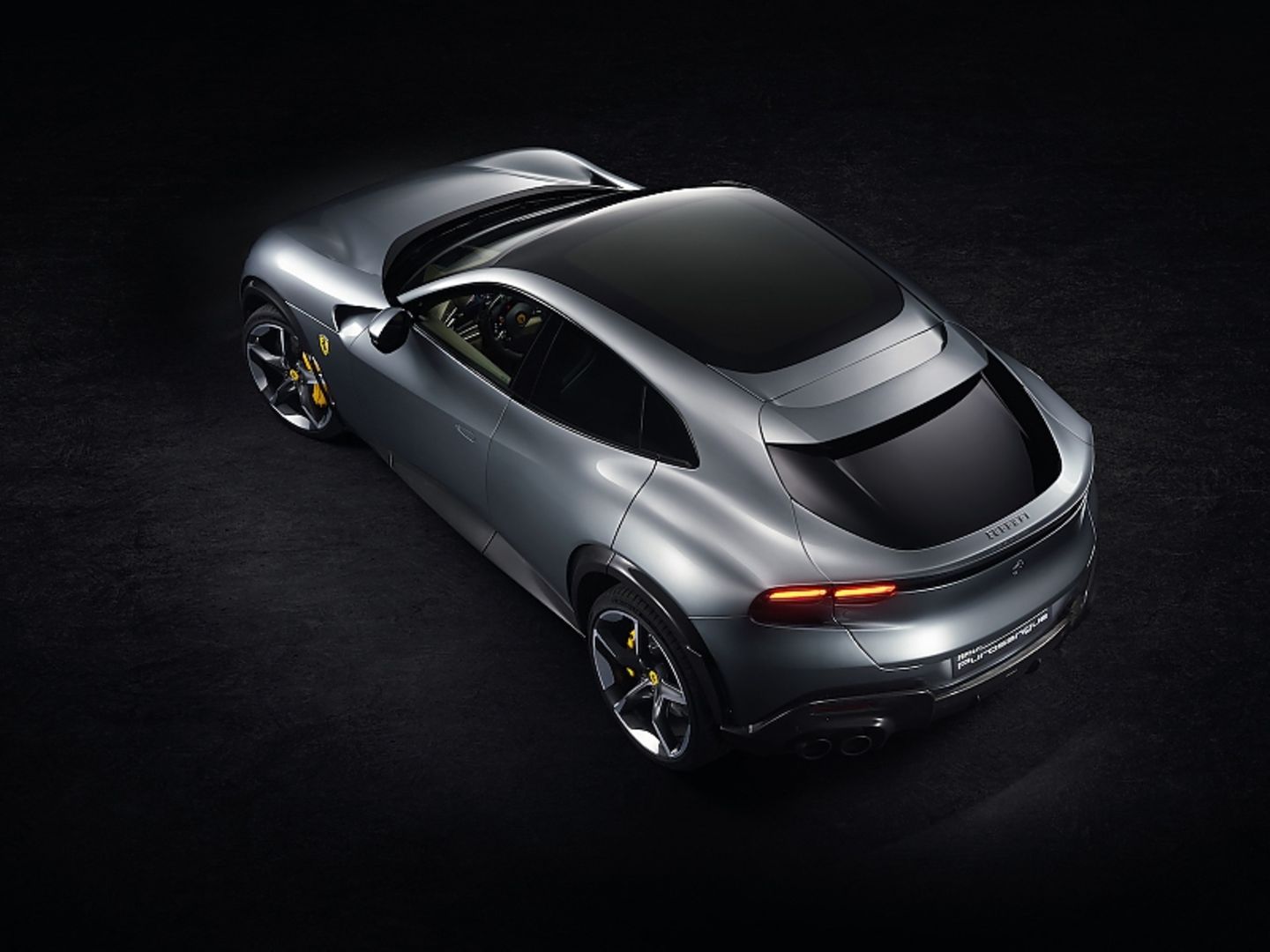 Ferrari setzt erstmals auf ein elektrochromes Panoramadach 