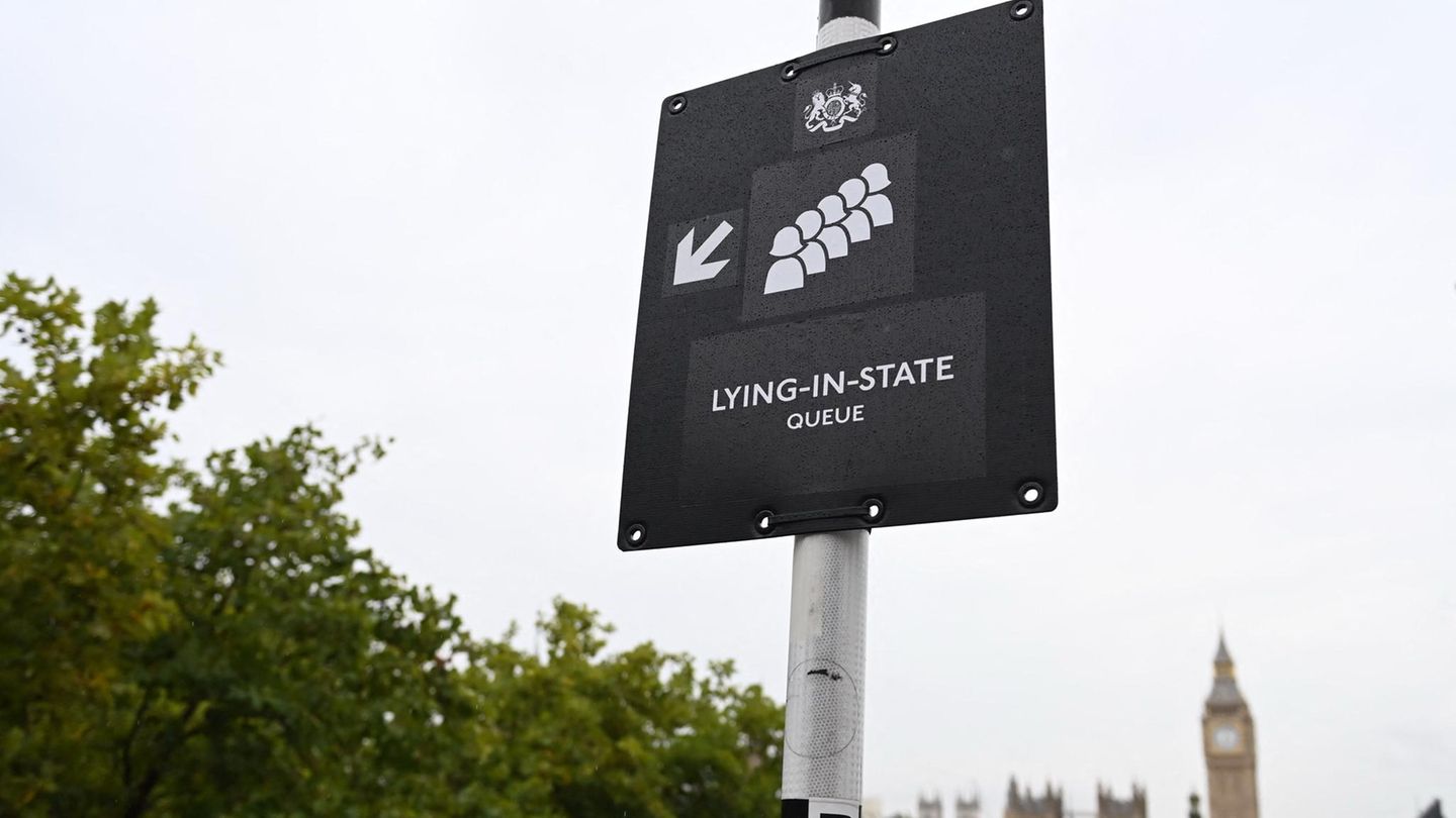 Schild "Lying-In-State"