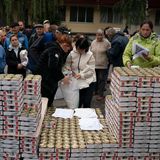 Essensausgabe in Tschkalowske