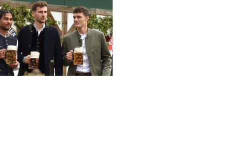 FBL-GER-BUNDESLIGA-BAYERN-MUNICH-OKTOBERFEST