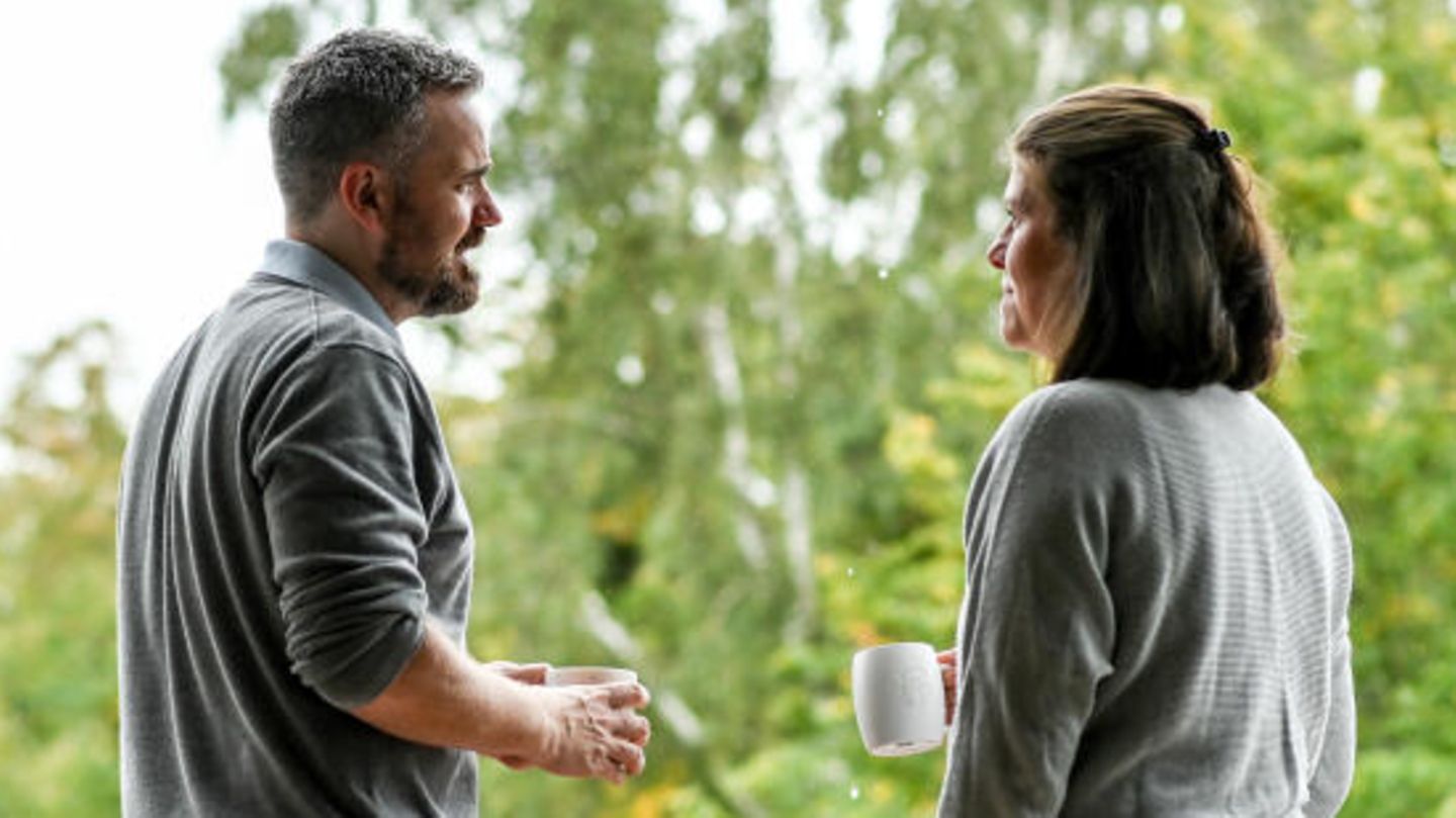 Heike und Constanze Otto denken über eine Sterilisation des Familienvaters nach – doch noch es gibt offene Fragen.