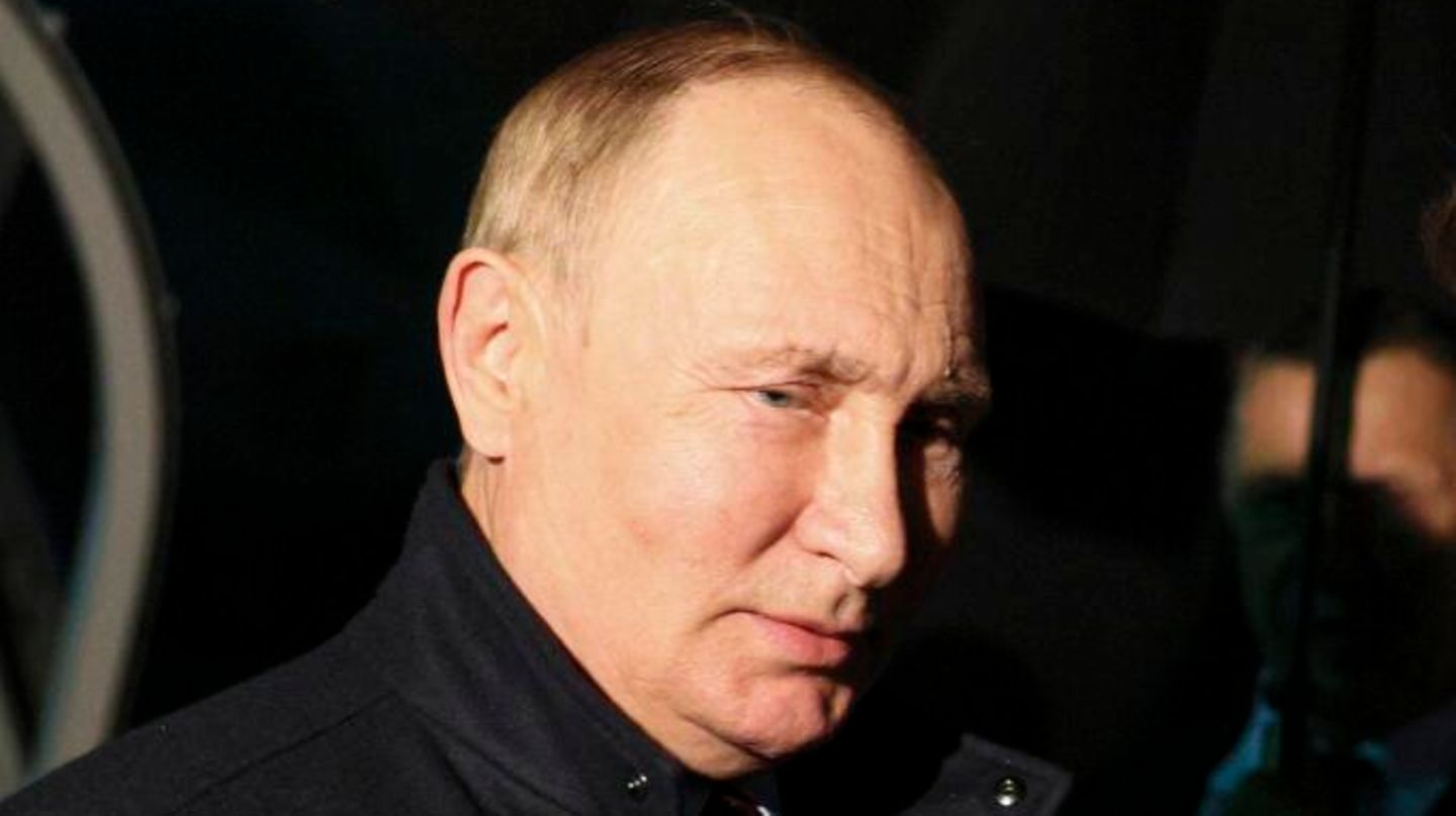 So far he has not commented on the losses of his troops in Ukraine: Kremlin chief Vladimir Putin.