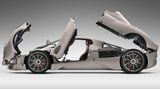Pagani Utopia aufgefaltet